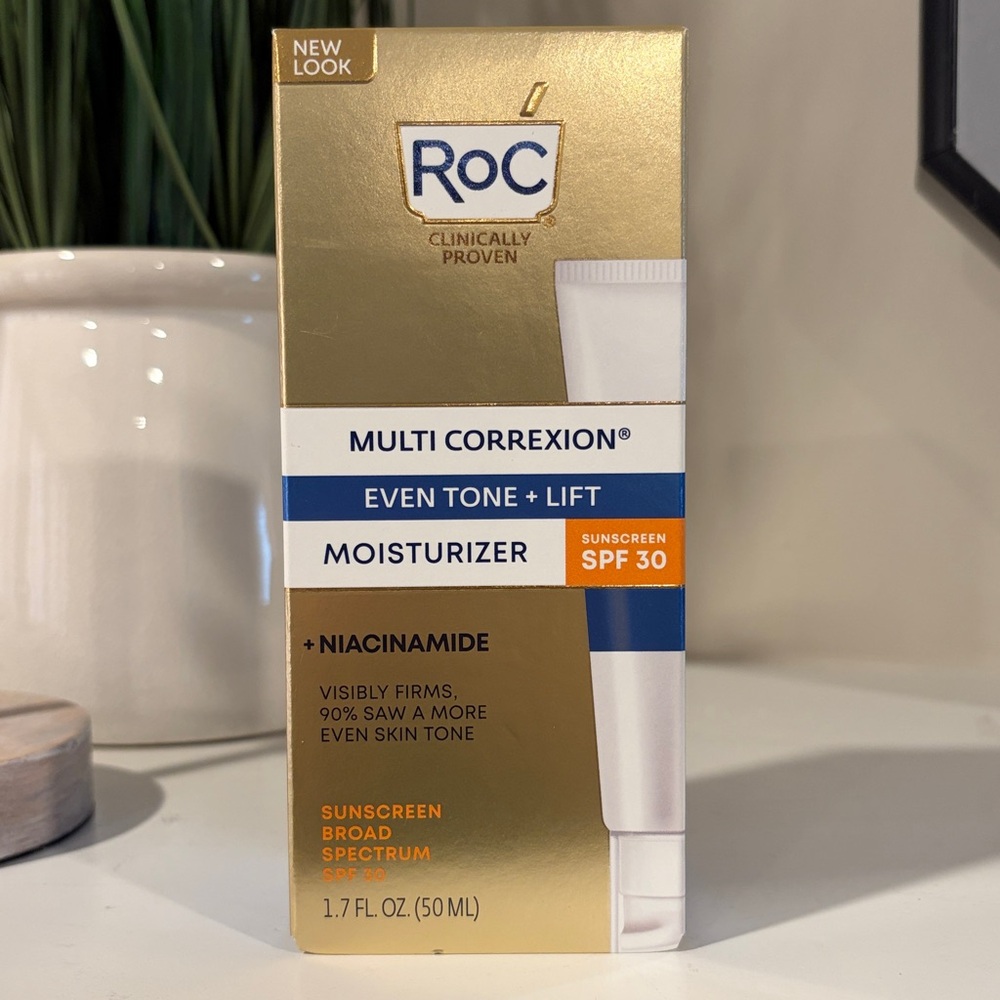 RoC Multi Correxion Even Tone & Lift Daily Moisturizer SPF 30    beauty skincare
